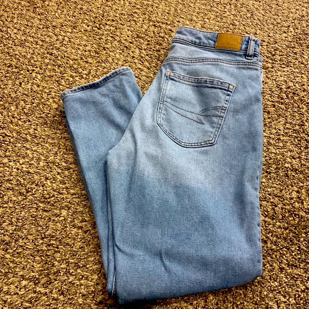 American eagle mom jeans